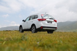 2016款广汽三菱欧蓝德