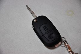 2011风神S30
