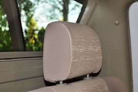 2011款郑州日产锐骐轻客ZG24