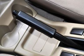 2011款郑州日产锐骐轻客ZG24
