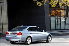 2011款宝马3系官方图片