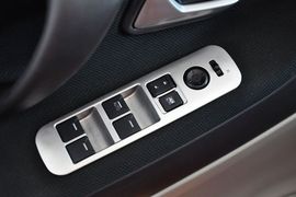 2011款昌河铃木利亚纳A+