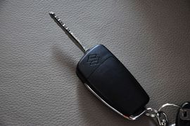 2011款昌河铃木利亚纳A+