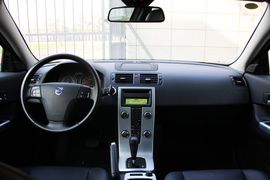 2010款沃尔沃C30