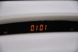 2010款骏捷CROSS