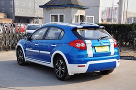 2010款骏捷CROSS