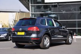 2011款大众途锐3.0TSI豪华型