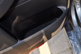2011款一汽大众速腾1.6L手自一体舒适型