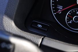 2011款一汽大众速腾1.6L手自一体舒适型