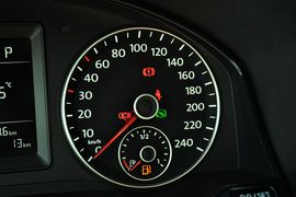 2011款一汽大众速腾1.6L手自一体舒适型