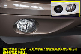 2011款大众途锐3.0TSI豪华型到店实拍图解