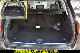 2011款大众途锐3.0TSI豪华型到店实拍图解