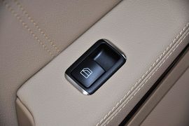 2011款奔驰E200