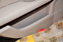 2011款奔驰E200