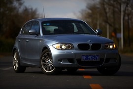 2010款宝马120i运动版对比试驾