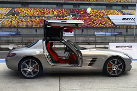 2010款奔驰SLS