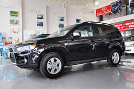 2011款三菱欧蓝德劲界