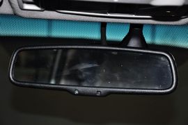 2010款三菱帕杰罗短轴