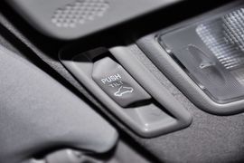 2010款三菱帕杰罗短轴