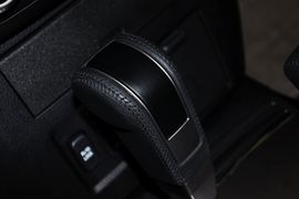 2010款三菱帕杰罗短轴