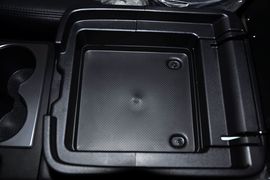 2010款三菱帕杰罗短轴