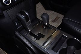 2010款三菱帕杰罗短轴