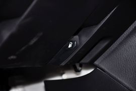 2010款三菱帕杰罗短轴