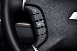 2010款三菱帕杰罗短轴