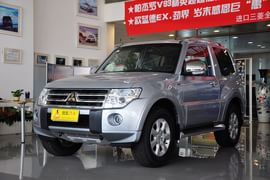 2010款三菱帕杰罗短轴