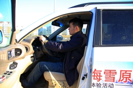 江淮瑞鹰2.4四驱试驾实拍
