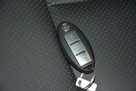 2016款日产轩逸1.6XV