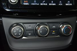 2016款日产轩逸1.6XV