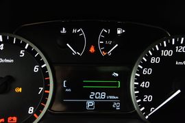2016款日产轩逸1.6XV