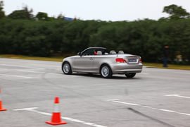   2011款宝马1系敞篷轿跑车上海试驾