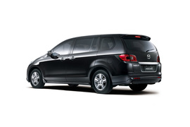 2011款一汽马自达Mazda8