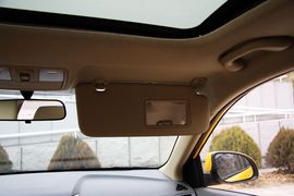 2010款北京现代瑞纳1.4GLS自动豪华型