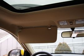 2010款北京现代瑞纳1.4GLS自动豪华型