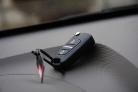 2010款北京现代瑞纳1.4GLS自动豪华型