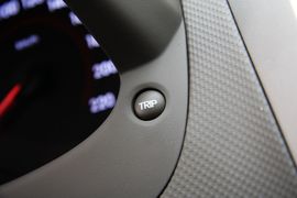 2010款北京现代瑞纳1.4GLS自动豪华型