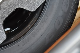 2010款东风日产玛驰1.5L自动易智版