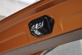 2010款东风日产玛驰1.5L自动易智版