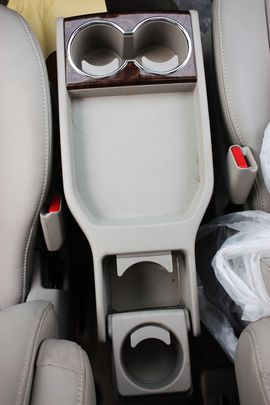 2011款一汽马自达Mazda8