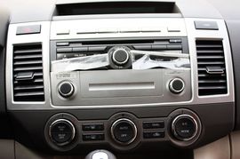 2011款一汽马自达Mazda8