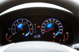 2011款一汽马自达Mazda8