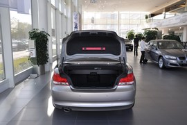 2011款宝马120i敞篷版