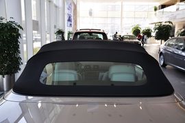 2011款宝马120i敞篷版