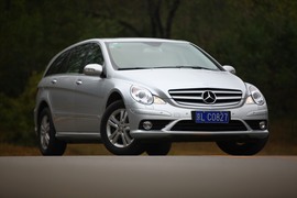 2008款奔驰R300试驾