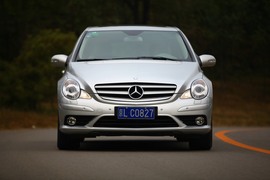 2008款奔驰R300试驾