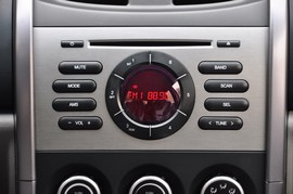 2010款长安CX20橙色1.3L手动运动版到店实拍