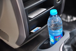 2010款长安CX20橙色1.3L手动运动版到店实拍